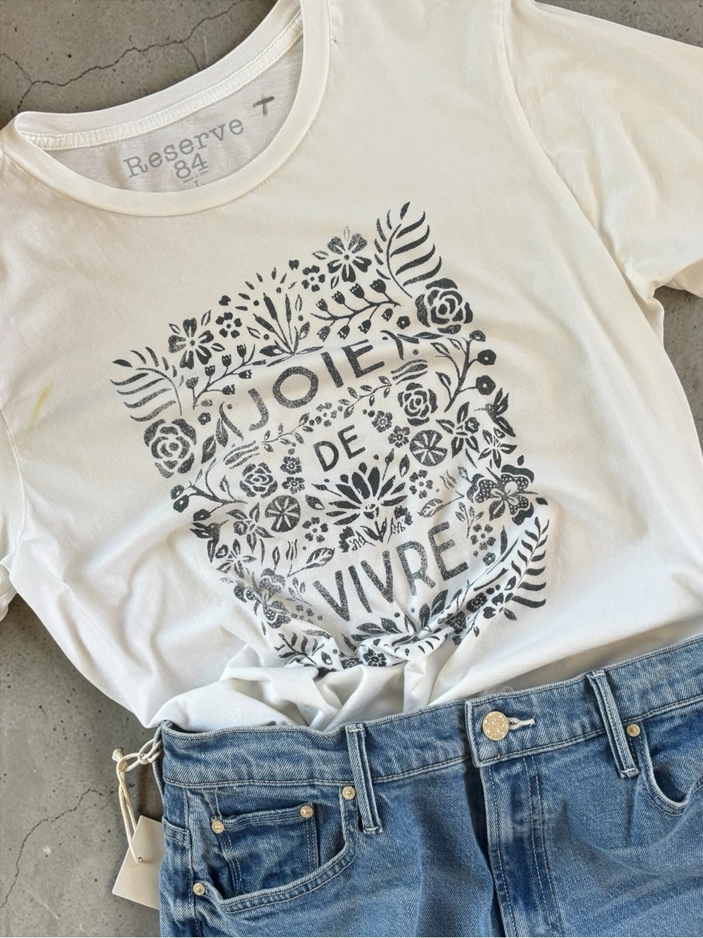 RESERVE 84 x SUNDANCE Women's "JOIE DE VIVRE" Graphic Short Sleeve Tee (L)